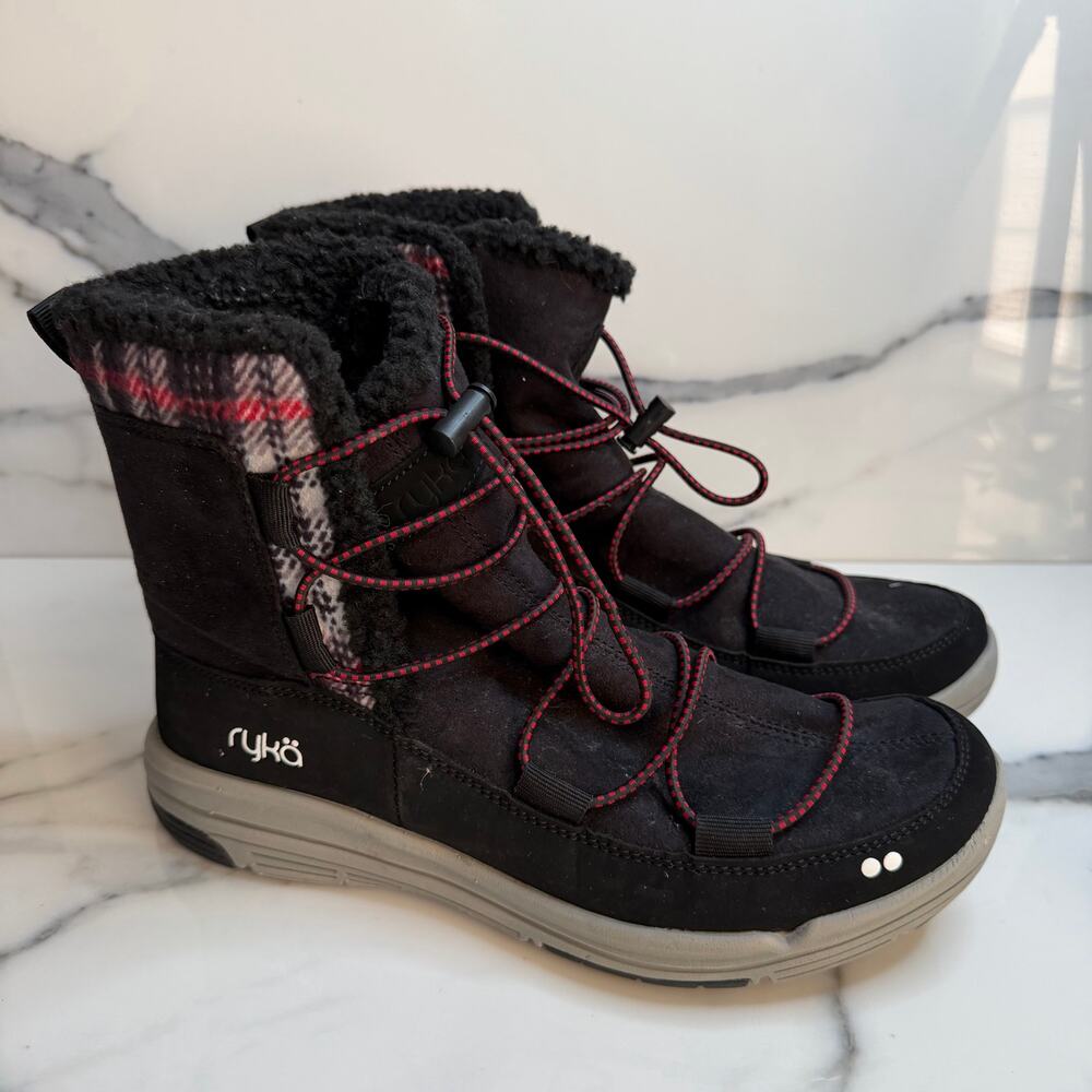 Ryka Black Faux Suede Alyssa Winter Boots Sz 8.5 Water Resistant Bungee Laces